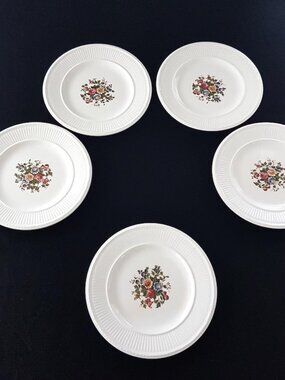 Vintage Wedgwood Edme Conway Plates Set of 5 Floral Creamware
